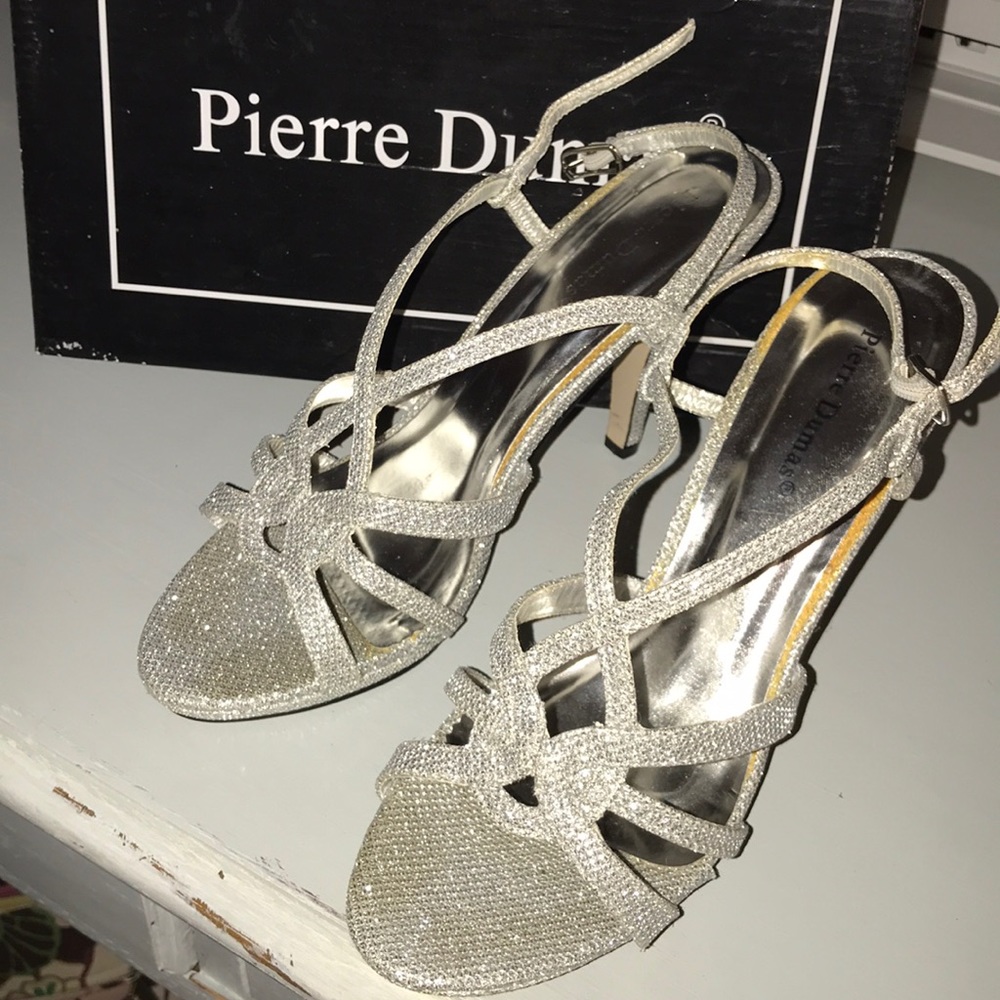 High heel shoes
